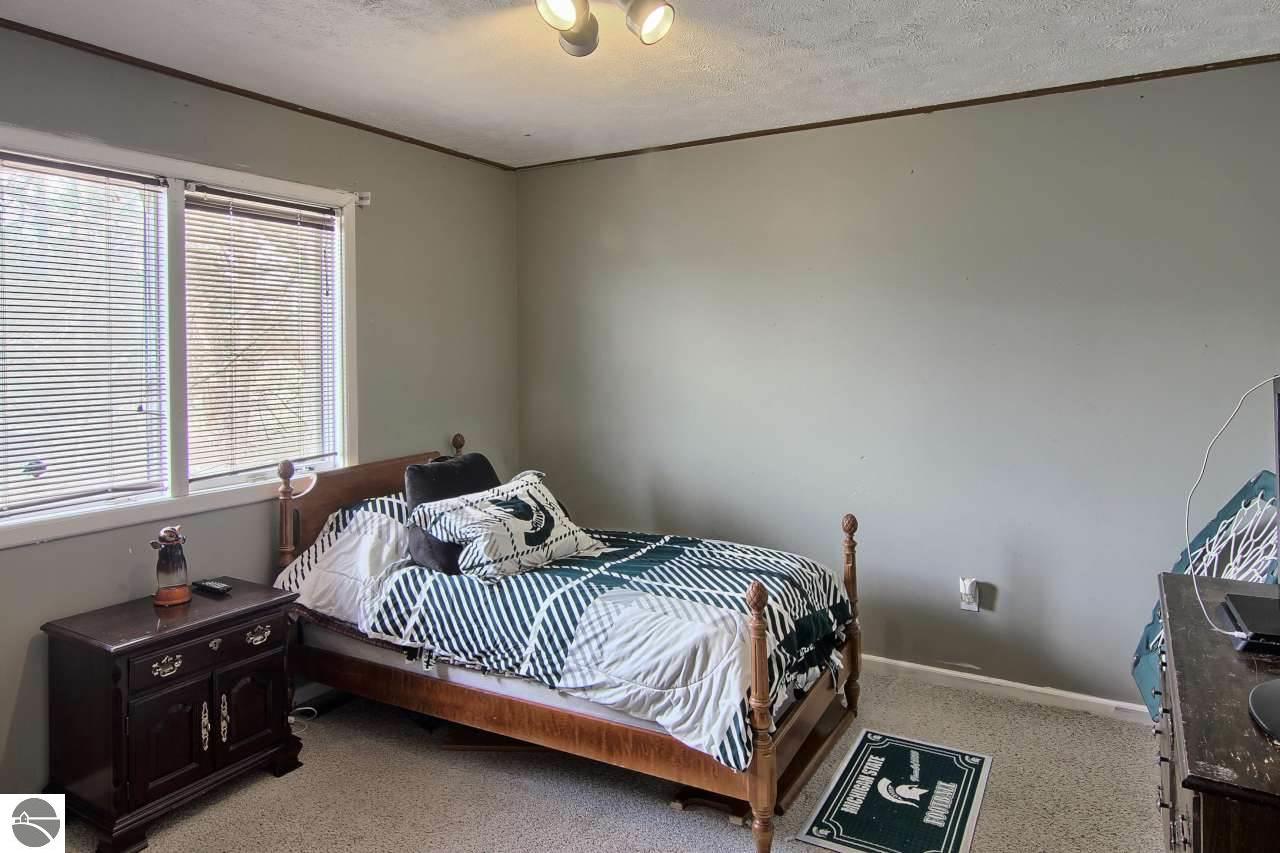 6258 Elk View Dr, Williamsburg, MI 49690 photo 10