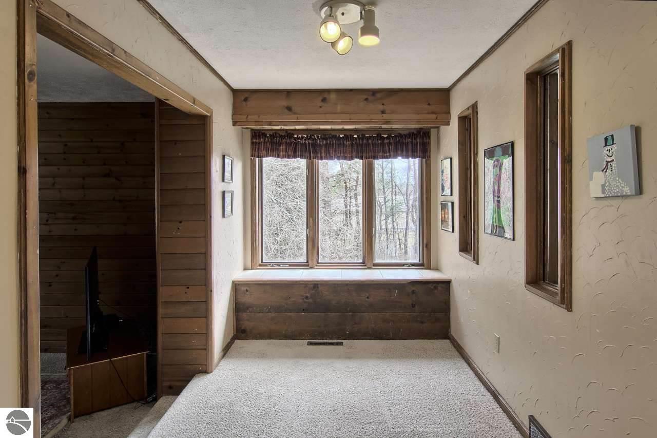 6258 Elk View Dr, Williamsburg, MI 49690 photo 7