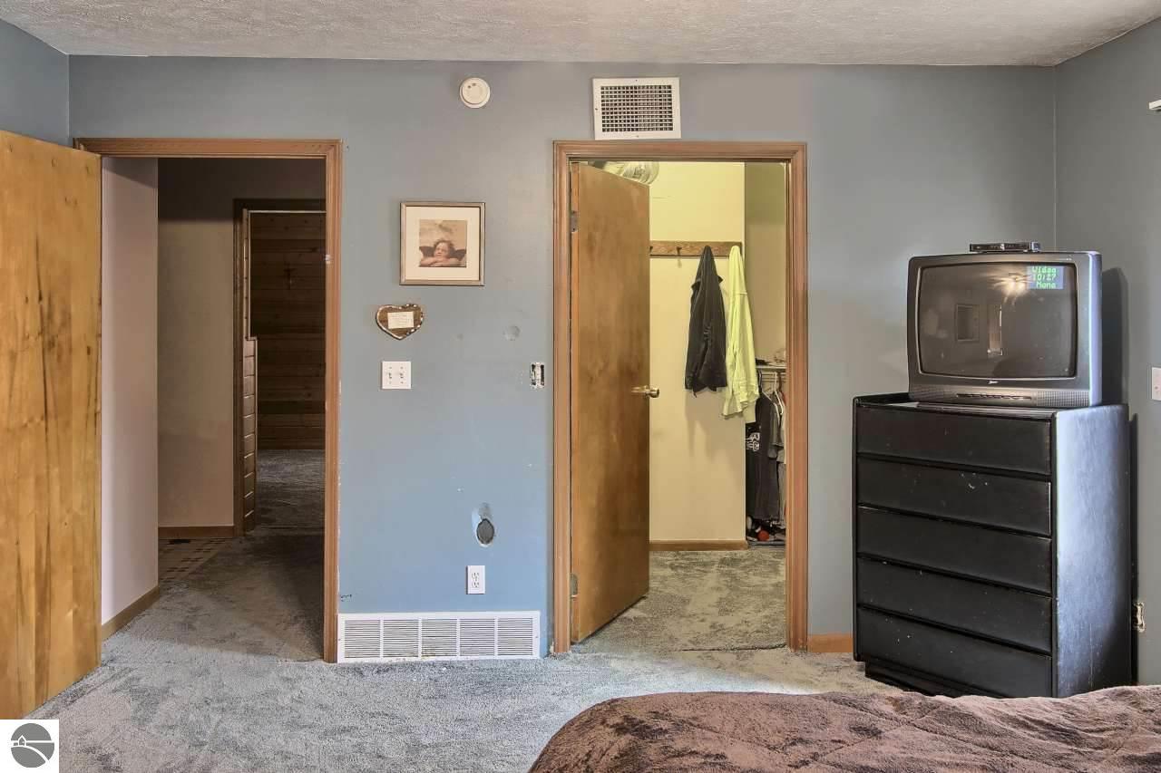 6258 Elk View Dr, Williamsburg, MI 49690 photo 15