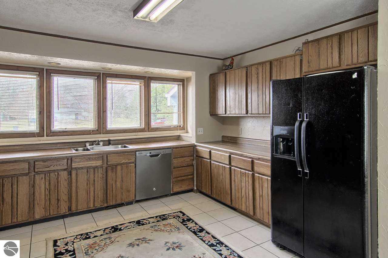 6258 Elk View Dr, Williamsburg, MI 49690 photo 3