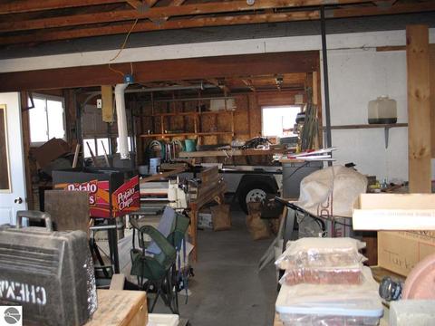 420 E Main St, Hale, MI 48739 photo 14