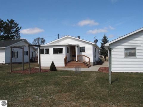 420 E Main St, Hale, MI 48739 photo 7