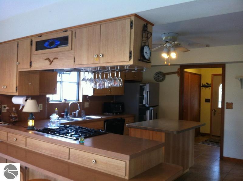 938 S Main St, Au Gres, MI 48703 photo 7