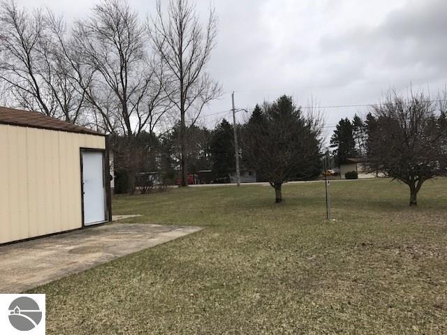 207 Pine St, Manton, MI 49663 photo 12