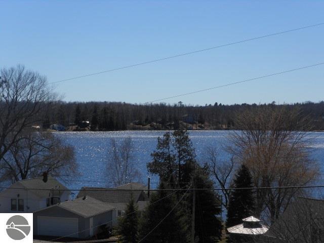 897 Richland Ave, Lupton, MI 48635 photo 3