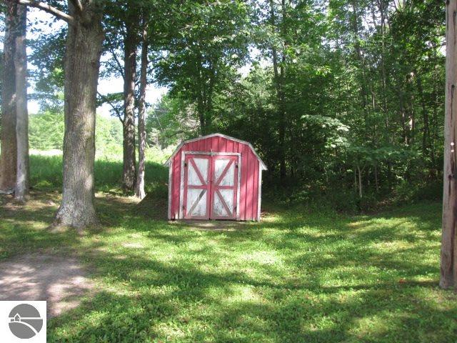 3749 E Rose City Rd, Lupton, MI 48635 photo 6