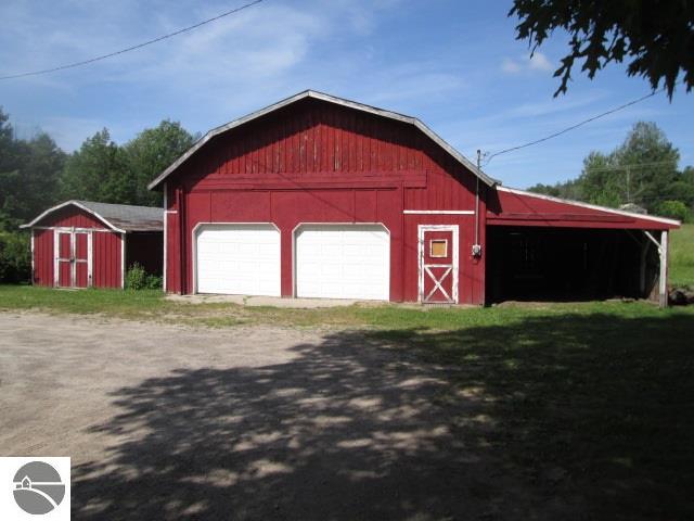 3749 E Rose City Rd, Lupton, MI 48635 photo 4
