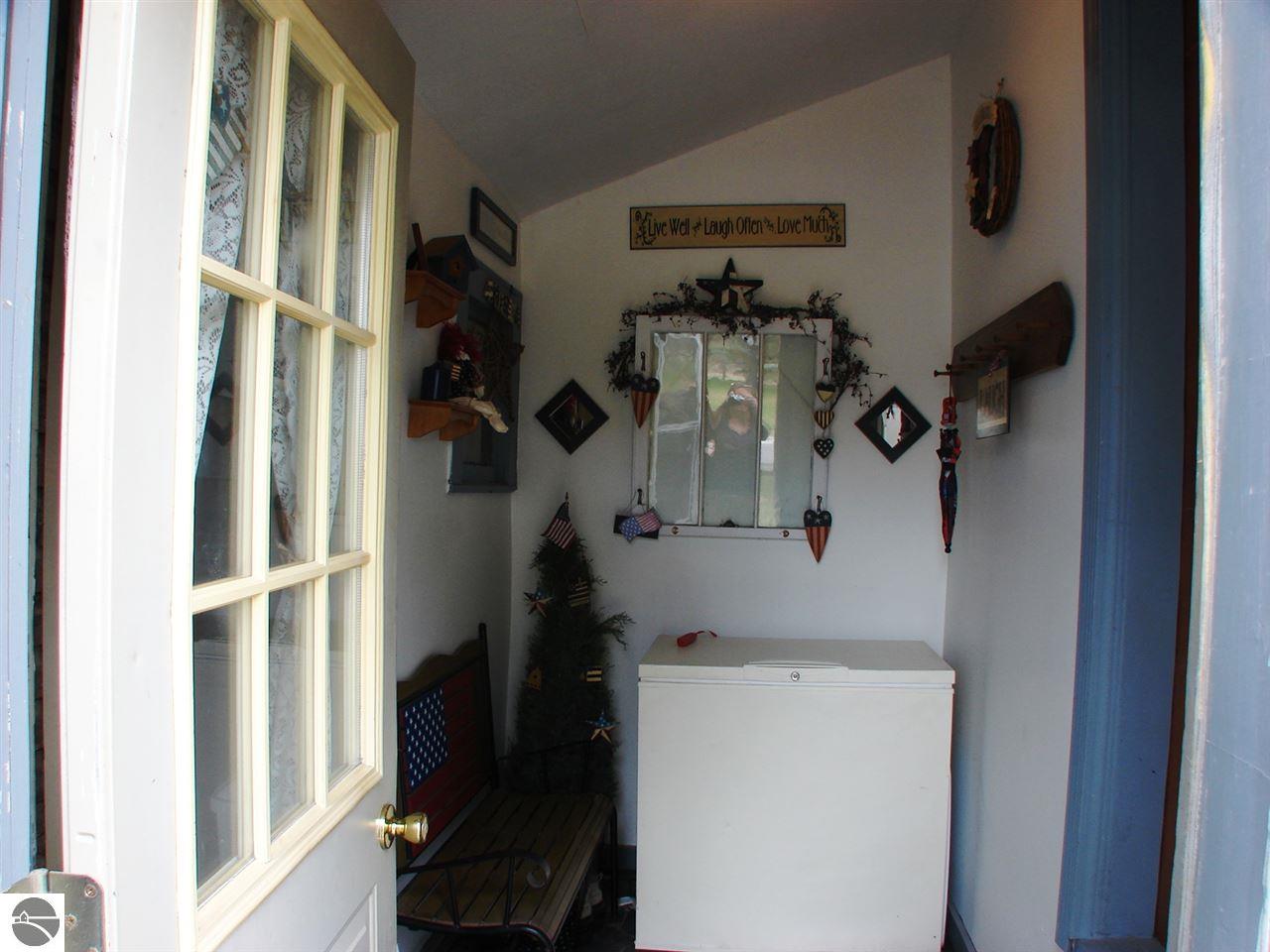 228 W Newark St, Ithaca, MI 48847 photo 25