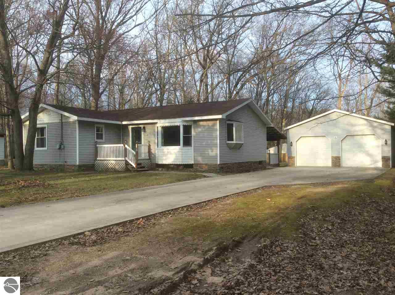 3148 Niemi St, Harrison, MI 48625 photo 1