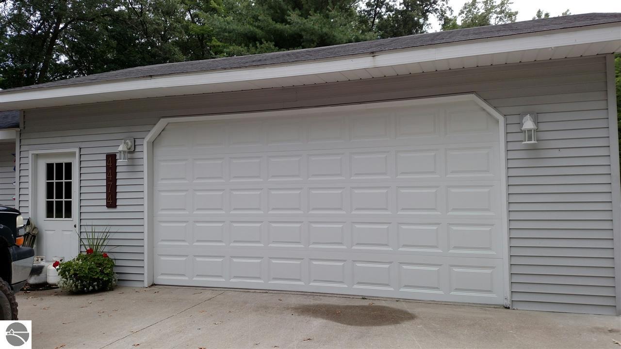 4474 Sterling Rd, Sterling, MI 48659 photo 5
