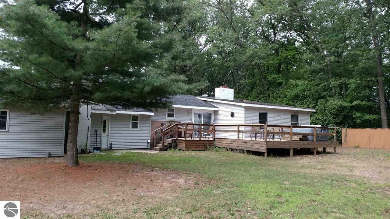 4474 Sterling Rd, Sterling, MI 48659 photo 4