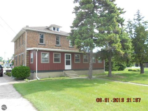 104 W Michigan Ave, Au Gres, MI 48703 photo 3