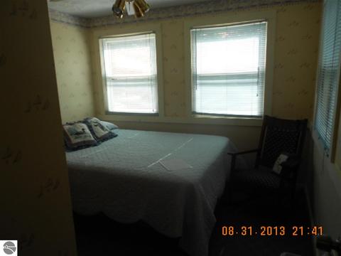 104 W Michigan Ave, Au Gres, MI 48703 photo 15