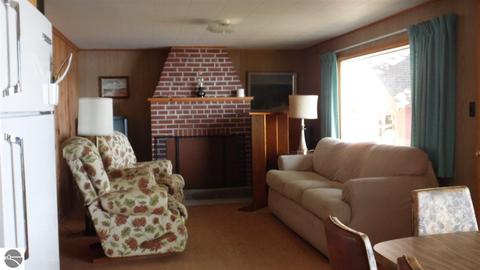 3581 Lakeside Dr, Lupton, MI 48635 photo 13