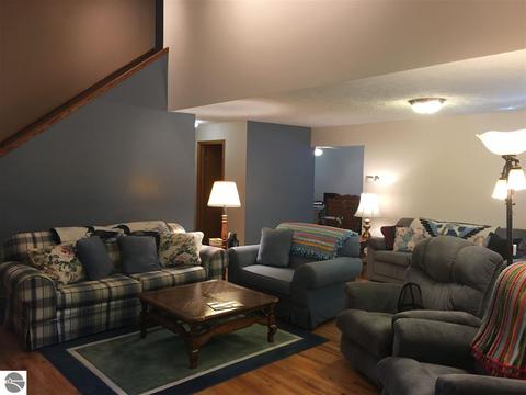 5010 E Gallivan Rd, Cedar, MI 49621 photo 6