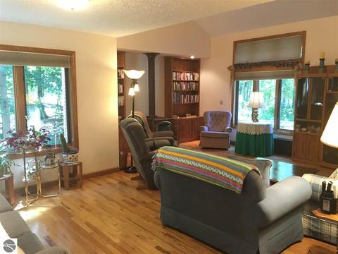 5010 E Gallivan Rd, Cedar, MI 49621 photo 7