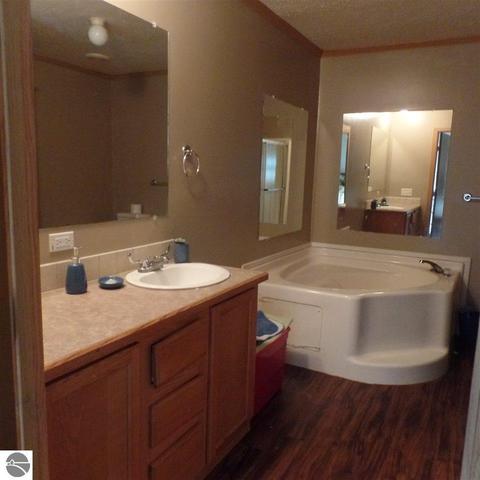 8245 E Baseline Rd, Mount Pleasant, MI 48858 photo 23