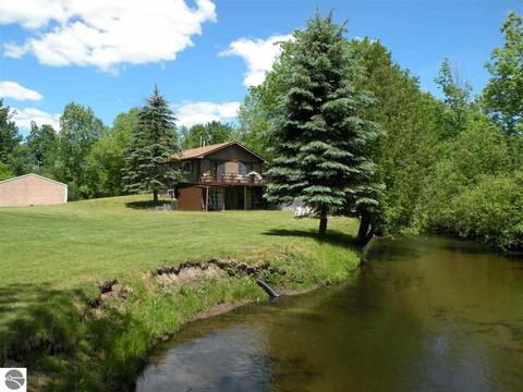 3120 N Bard Rd, Gladwin, MI 48624 photo 1