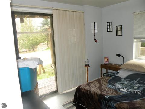 3120 N Bard Rd, Gladwin, MI 48624 photo 10