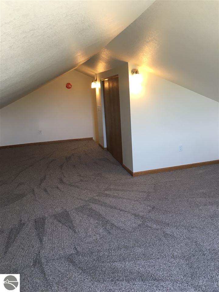 11985 W Walton Rd, Blanchard, MI 49310 photo 25