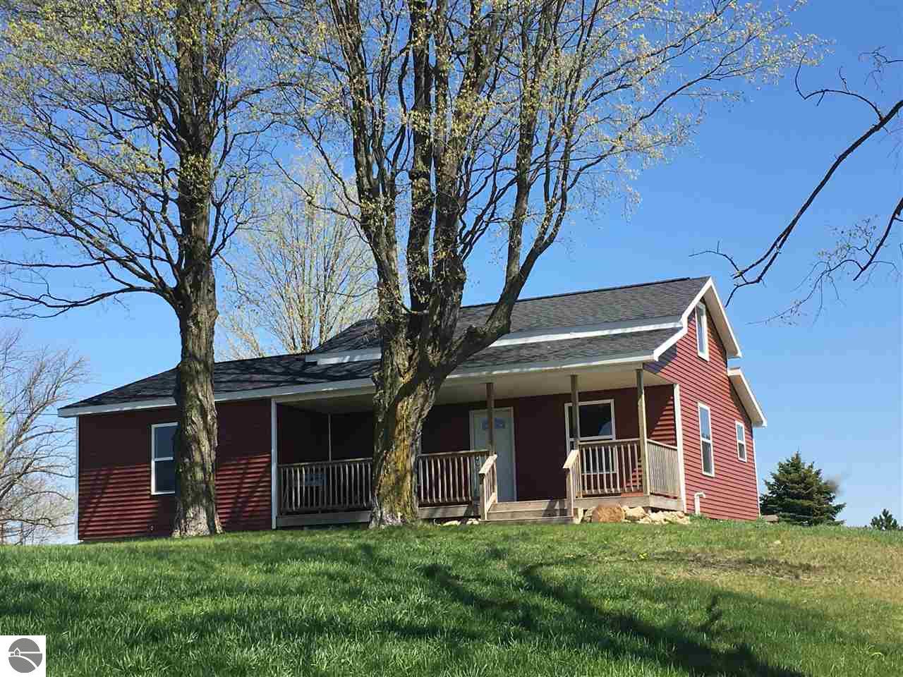 11985 W Walton Rd, Blanchard, MI 49310 photo 1