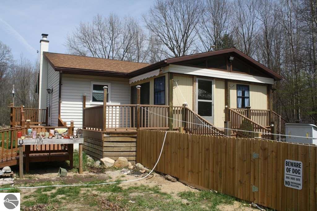 5750 E North County Line Rd, Edmore, MI 48829 photo 6