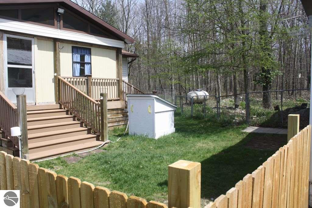 5750 E North County Line Rd, Edmore, MI 48829 photo 5