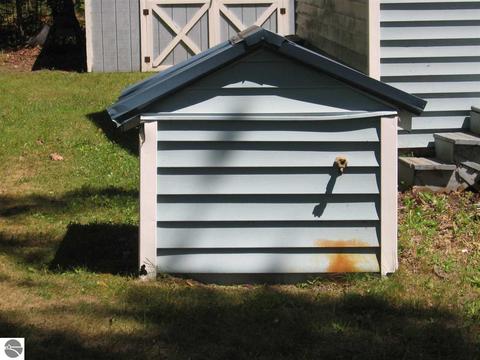978 Rohlfs Ln, Lupton, MI 48635 photo 3