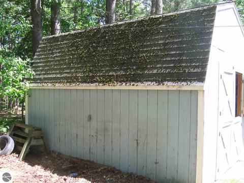 978 Rohlfs Ln, Lupton, MI 48635 photo 31