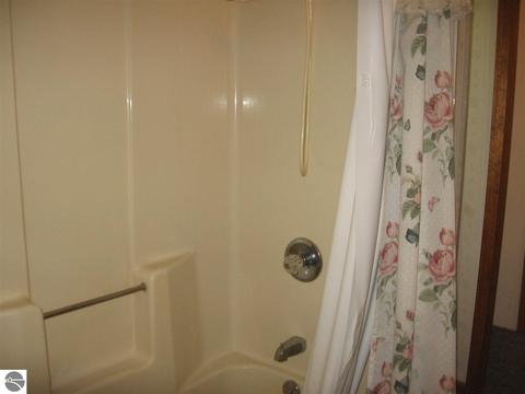 978 Rohlfs Ln, Lupton, MI 48635 photo 19