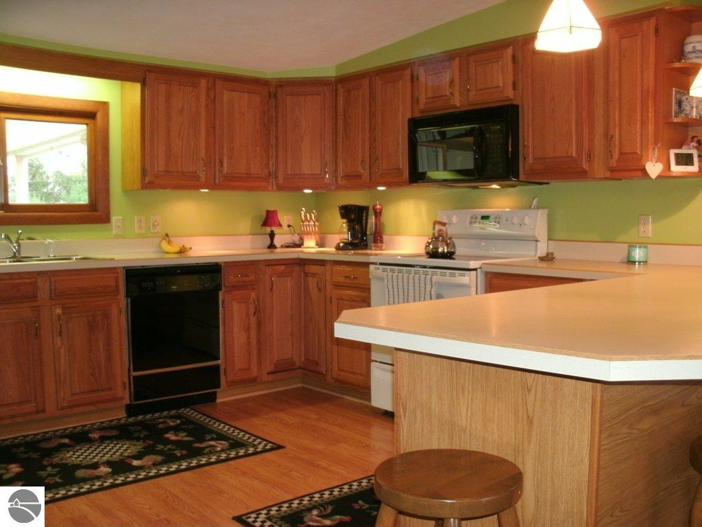 406 E Third St, Elk Rapids, MI 49629 photo 5