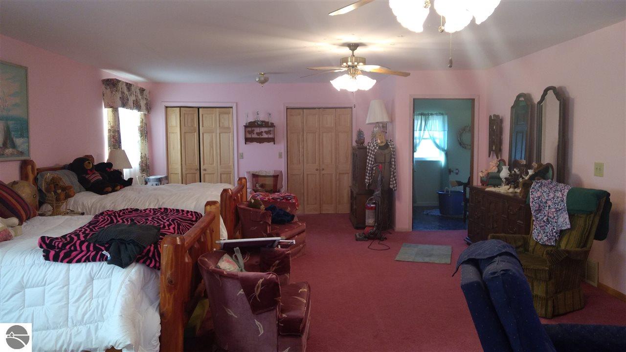 3336 Point Augres Rd, Au Gres, MI 48703 photo 17