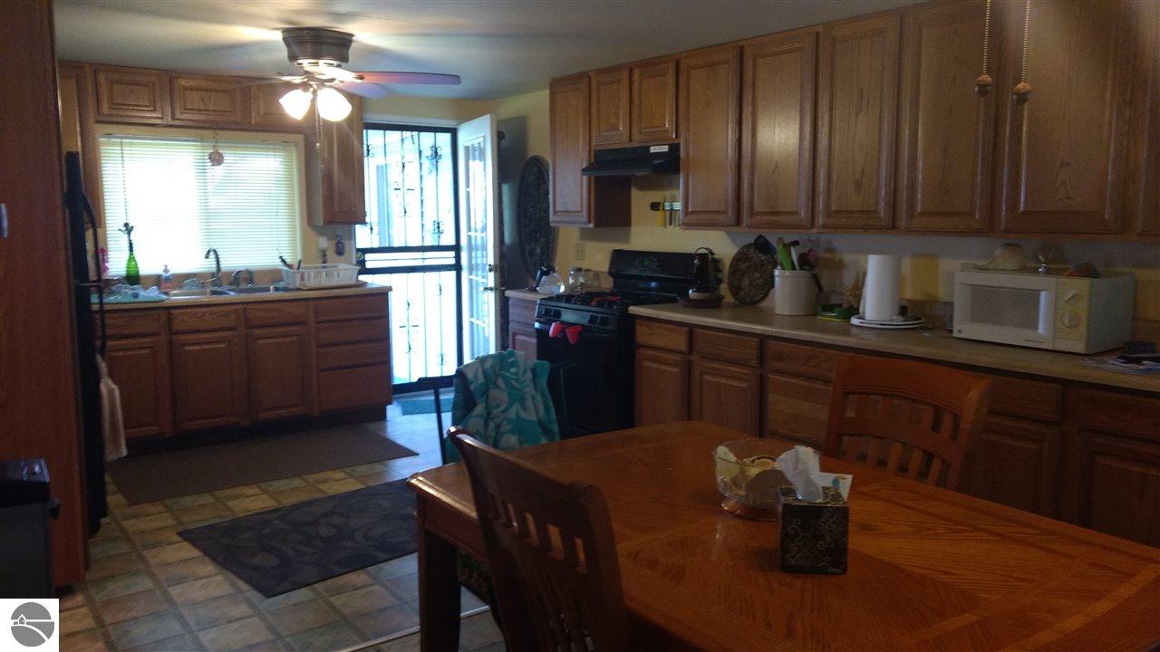 3336 Point Augres Rd, Au Gres, MI 48703 photo 8