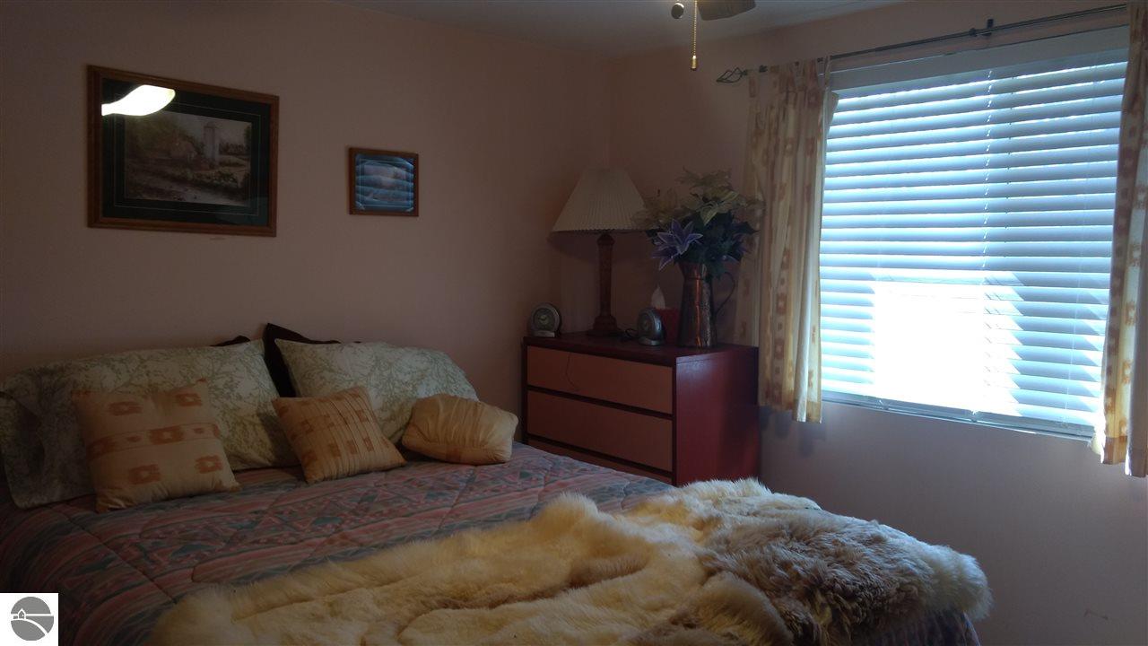 3336 Point Augres Rd, Au Gres, MI 48703 photo 12