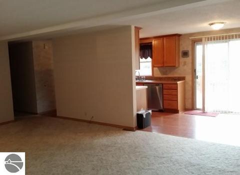 511 Barber St, Ithaca, MI 48847 photo 6