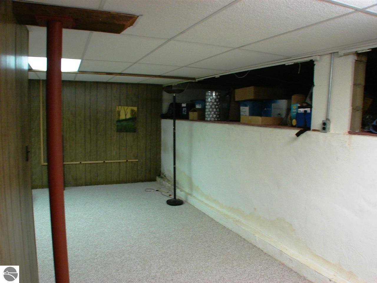 130 W Emerson St, Ithaca, MI 48847 photo 33
