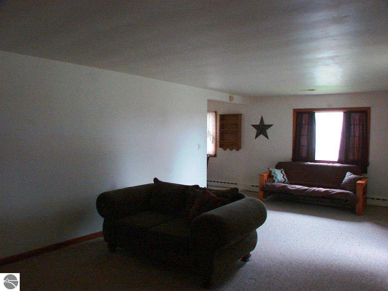 130 W Emerson St, Ithaca, MI 48847 photo 21