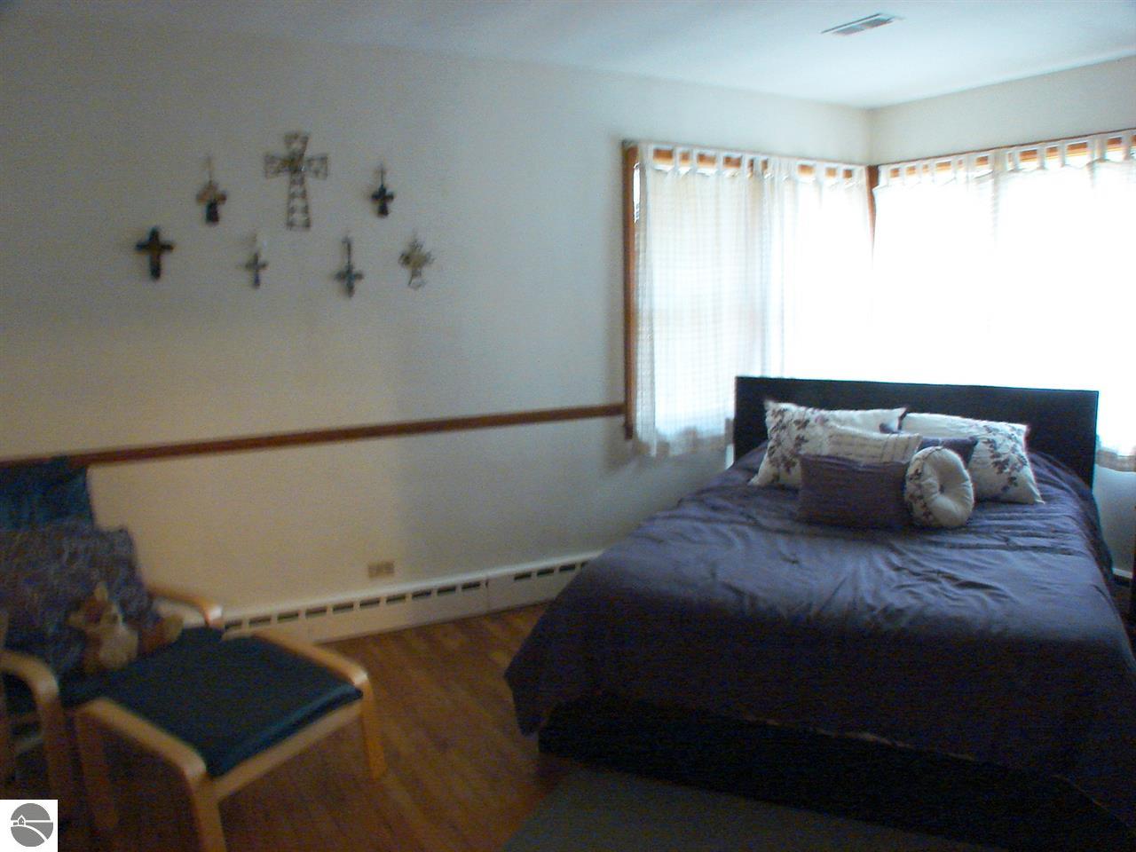 130 W Emerson St, Ithaca, MI 48847 photo 11