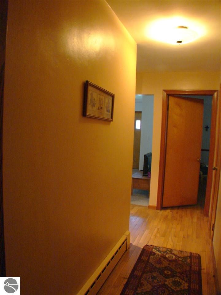 130 W Emerson St, Ithaca, MI 48847 photo 9