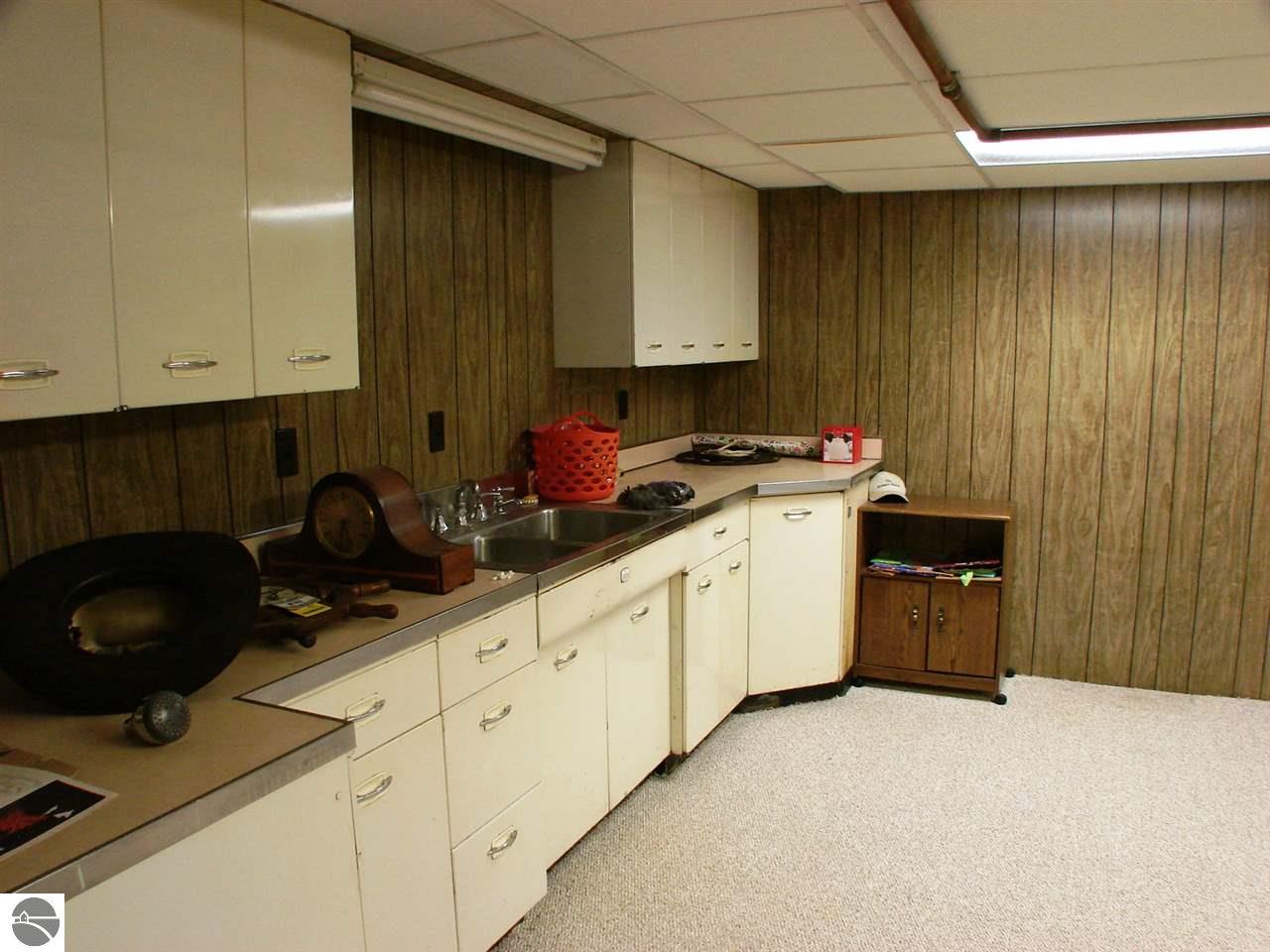 130 W Emerson St, Ithaca, MI 48847 photo 38