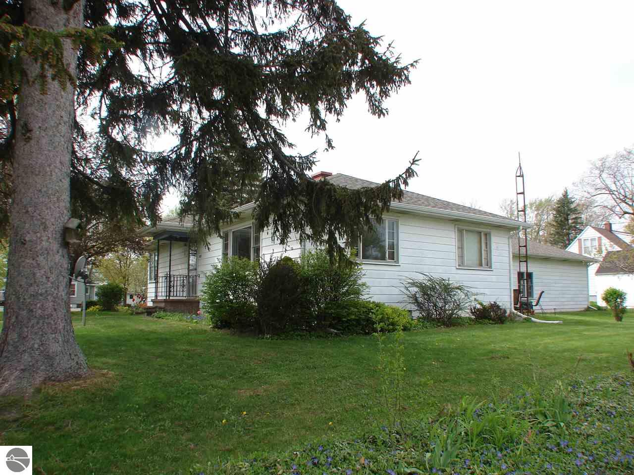 130 W Emerson St, Ithaca, MI 48847 photo 44