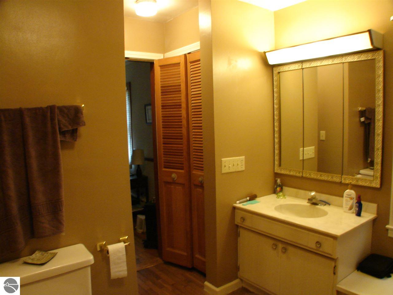 130 W Emerson St, Ithaca, MI 48847 photo 15