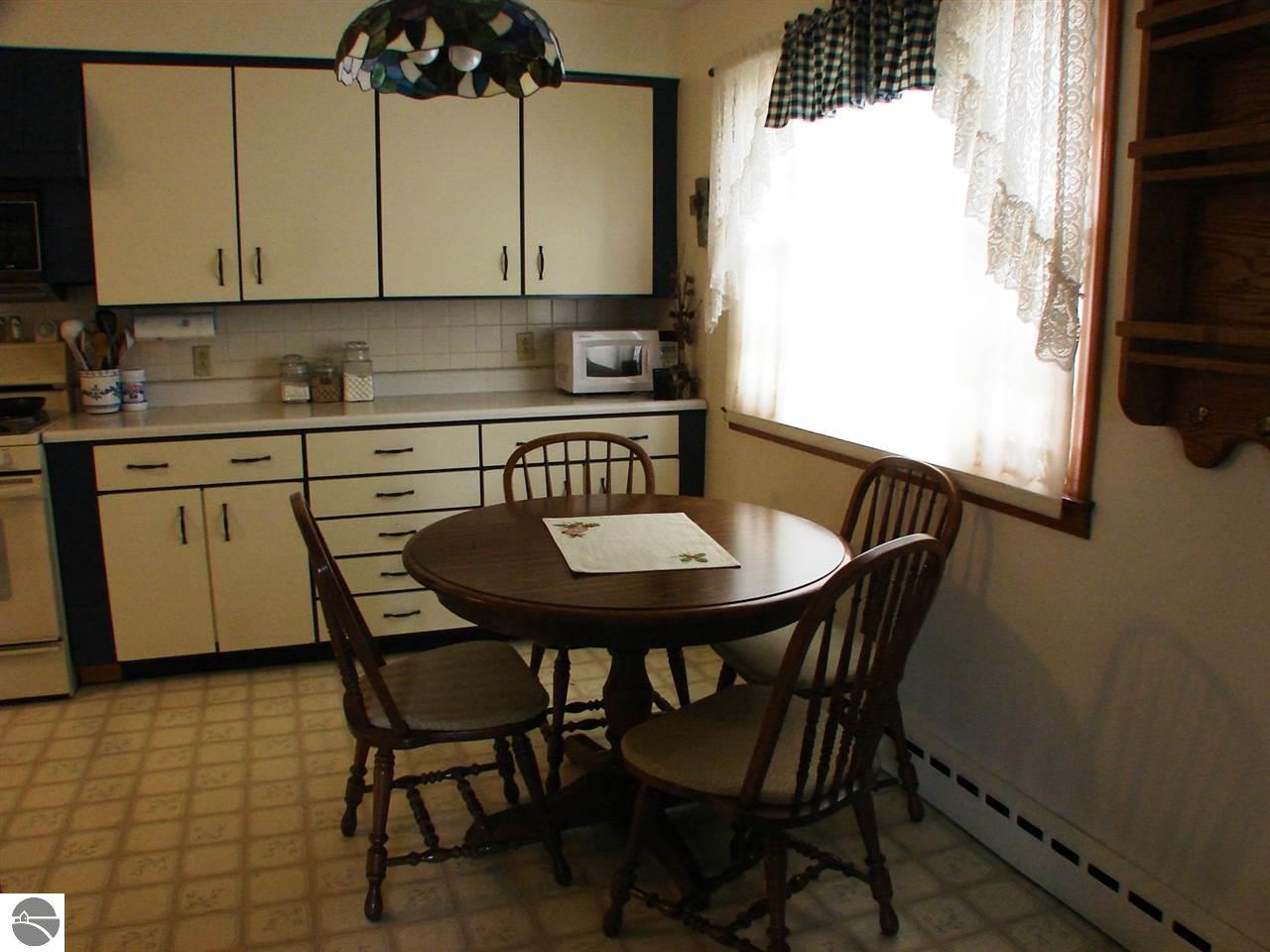 130 W Emerson St, Ithaca, MI 48847 photo 24