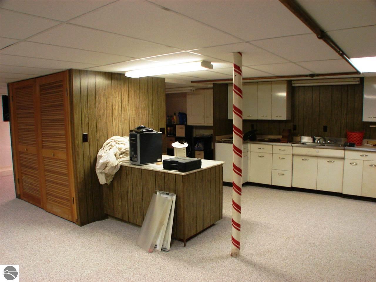 130 W Emerson St, Ithaca, MI 48847 photo 37