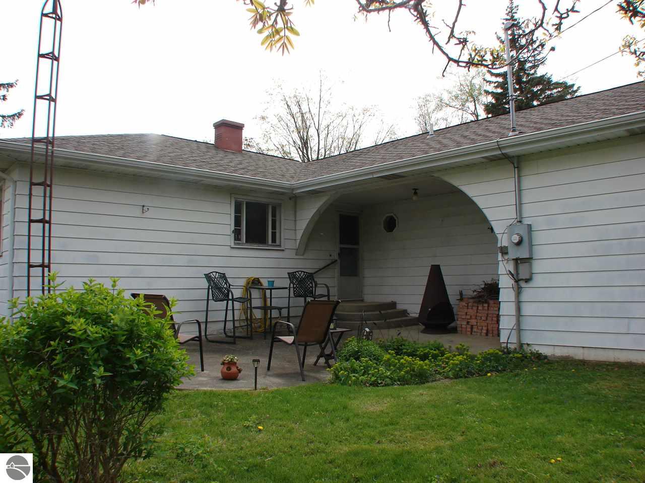 130 W Emerson St, Ithaca, MI 48847 photo 46