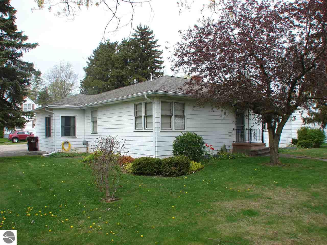 130 W Emerson St, Ithaca, MI 48847 photo 42