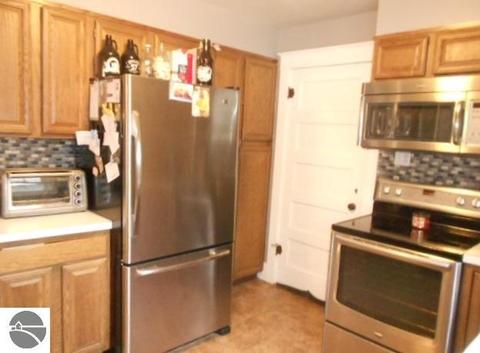 212 Emerson St, Ithaca, MI 48847 photo 13