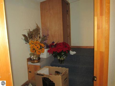9039 20th Ave, Remus, MI 49340 photo 31