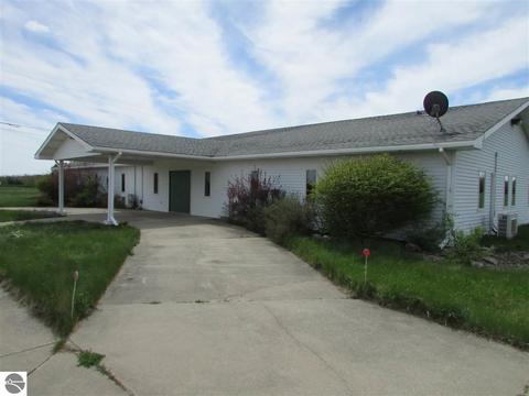 9039 20th Ave, Remus, MI 49340 photo 3