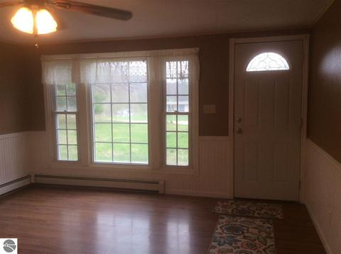 459 Clarence Rd, Harrison, MI 48625 photo 7